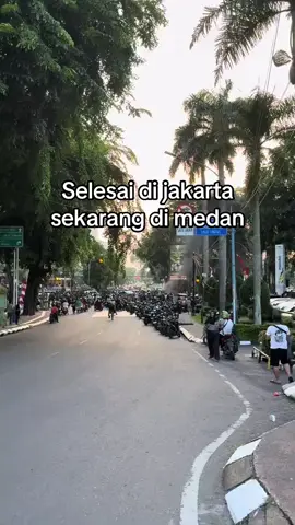 𝘢𝘪𝘳 𝘮𝘢𝘵𝘢 𝘮𝘦𝘯𝘦𝘵𝘦𝘴 𝘮𝘦𝘭𝘪𝘩𝘢𝘵 𝘯𝘦𝘨𝘳𝘪 𝘪𝘯𝘪 𝘴𝘦𝘥𝘢𝘯𝘨 𝘵𝘪𝘥𝘢𝘬 𝘣𝘈𝘐𝘒-𝘉𝘈𝘐𝘒 𝘴𝘢𝘫𝘢! _𝘩𝘢𝘵𝘪 💞  𝘮𝘦𝘯𝘢𝘯𝘨𝘪𝘴 𝘮𝘦𝘭𝘪𝘩𝘢𝘵 𝘥𝘦𝘮𝘰 𝘣𝘦𝘴𝘢𝘳 𝘣𝘦𝘴𝘢𝘳𝘢𝘯 𝘥𝘪 2 𝘬𝘰𝘵𝘢 𝘪𝘯𝘪, 𝘫𝘢𝘬𝘢𝘳𝘵𝘢 & 𝘮𝘦𝘥𝘢𝘯.  😭 #𝘧𝘺𝘱 #𝘷𝘪𝘳𝘢𝘭 #𝘥𝘦𝘮𝘰 #𝘮𝘦𝘥𝘢𝘯 #𝘥𝘱𝘳𝘥𝘮𝘦𝘥𝘢𝘯 #𝘴𝘶𝘮𝘶𝘵 #𝘮𝘢𝘩𝘢𝘴𝘪𝘴𝘸𝘢