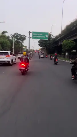 #foryoupage #mentahanvideo #storysad🥀 #jakarta #fyp 