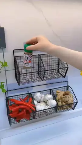 Gunakan ini jika tidak ada tempat untuk meletakkan bawang putih, bawang merah, dan berbagai bumbu di dapur.#goodthing #foryou #tiktok #fyp #dapur 