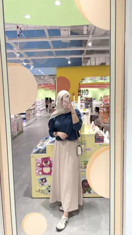 spill” outfit & makeup, check etalaseku yaa🤗💓#fypシ゚ #outfitinspo #outfitideas 