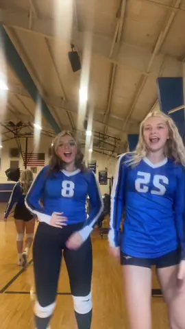 lol #fyp #volleyball #pictureday 