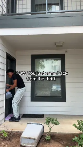 Wonder who can relate 😭 #fyp #foryou #thrift #fashiontiktok #relatable 