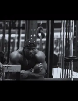 Hey guys I wont be able to post as much as I would like to since I will be busy for a while I’ll try and find time to post just like now, so yeah have a great day#flexwheeler#gymedit