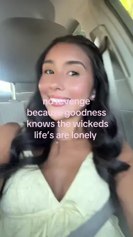 pink goes good with green!#fyp #wicked #niche #viral 