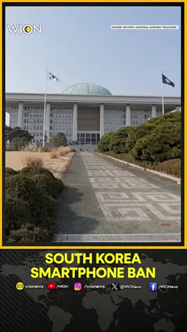 South_Korea_Bans_Mobile_Phones_in_Classrooms_Starting_March