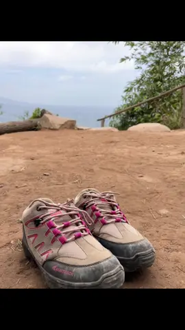 gatau lagi emg sebagus itu si pinky lucu dari rubtrack ini🤏🏼🤪 #sepatutracking #sepatugunung #sepatuwanita #tektok #pendakigunung 