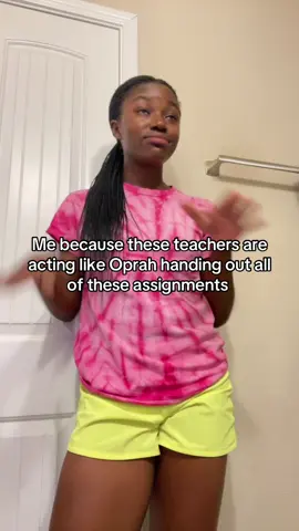 Even tho I signed up for these hard classes🤫#fyp #relatable #highschool 