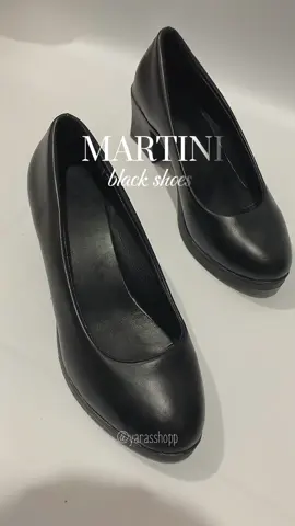 perfect for college student!#college #blackshoes #shoes #finds #fyp 