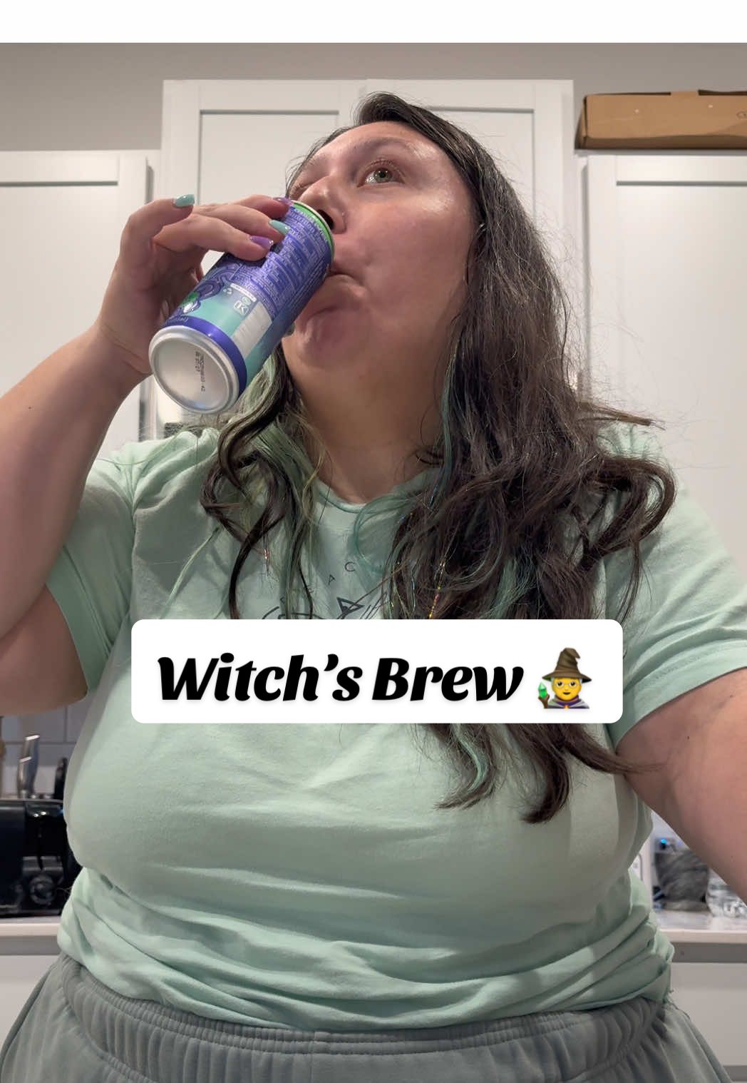 Y’all I found 18 packs of Alani Witch’s Brew for $22!! #witchsbrew #alaninu #spooky #tastetest #yum 