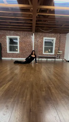 Move #heels #heelsdance #lanadelrey #dance #lilth 