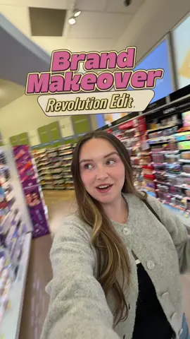 @Makeup Revolution with all the new goodies at @shoppersbeauty #shoppersbeautypros #shoppersbeauty #newmakeup #revolutionmakeup 