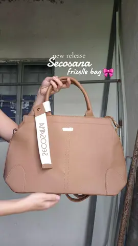 perpect for school & office bag😍🫶 #schoolbag #officebag #secosana #fyp #classy 
