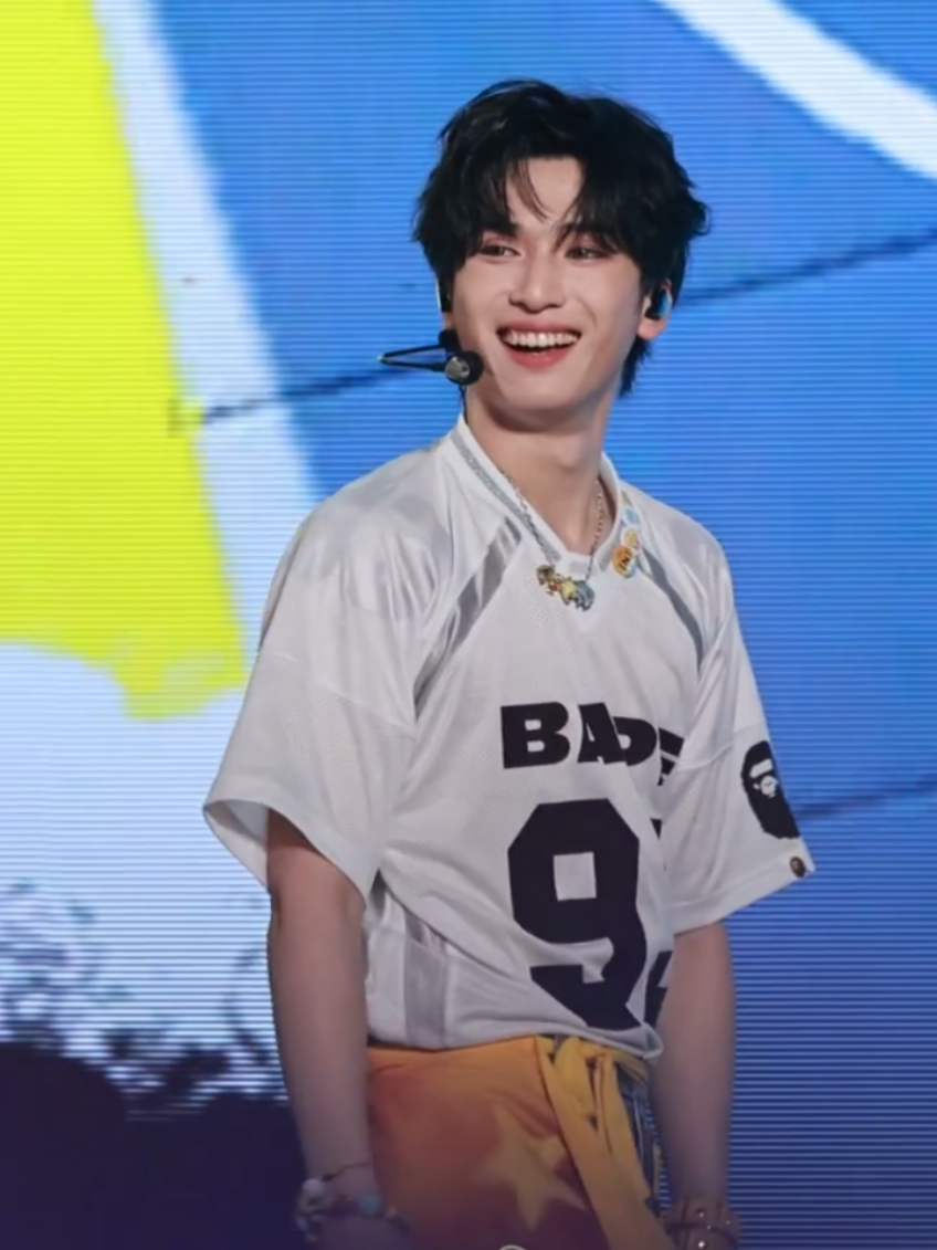 年轻小伙开supra✨ #严浩翔 #yanhaoxiang #tnt时代少年团  #tnt_thời_đại_thiếu_niên_đoàn 