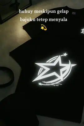 kaos reflective menyala kaos T-shirt model Amerika 🇺🇸🔥 #kaoshitam #sablonreflictive #kaosviral #t -shirt pashion #fypppp 