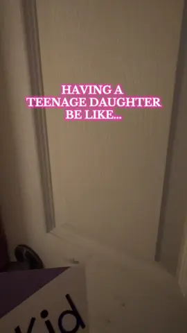 200 journaling prompts = 200 times shes gonna open that door for me! #momsofteenagers #tiktokmademebuyit #havingateenagedaughter #journalwithme 