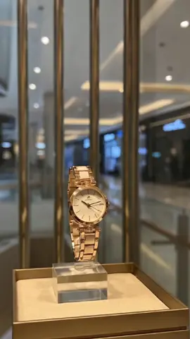 FREE BATRAI) A144 Mirete 口 Jam Tangan Rantai Wanita Bulat Analog Bahan Stainless Steel Multi Warna Produk Original Berkualitas Watches Fashion Terbaru dan Termurah Quartz jam rantai #jamtanganwanita#elegan#original 