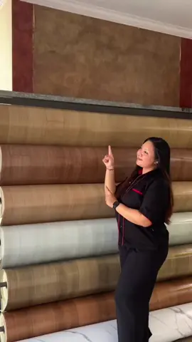 Mau rumah terlihat mewah tanpa bikin kantong jebol ? 💸✨✨ Saatnya upgrade dengan Vinyl Roll NANO - lantai praktis, elegan, dan ramah budget! 🙌 📏 Ukuran/ Roll : 2m x  20m Tebal : 2mm Motif : kayu dan marble glossy  Transformasi instant untuk hunian yang lebih estetik, modern, dan nyaman 😍 #vinylroll #lantaivinyl #homedecor #rumahminimalis #interiordesign 