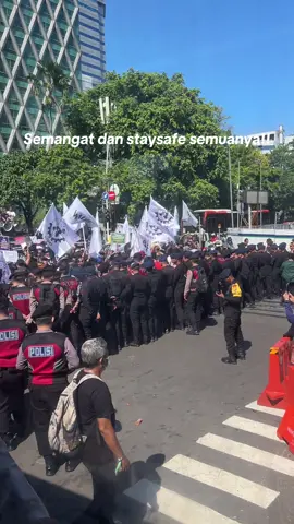 Lokasi depan kemenag, kebon sirih #demo #transjakarta #transjakartabusway #28agustus #jakarta 