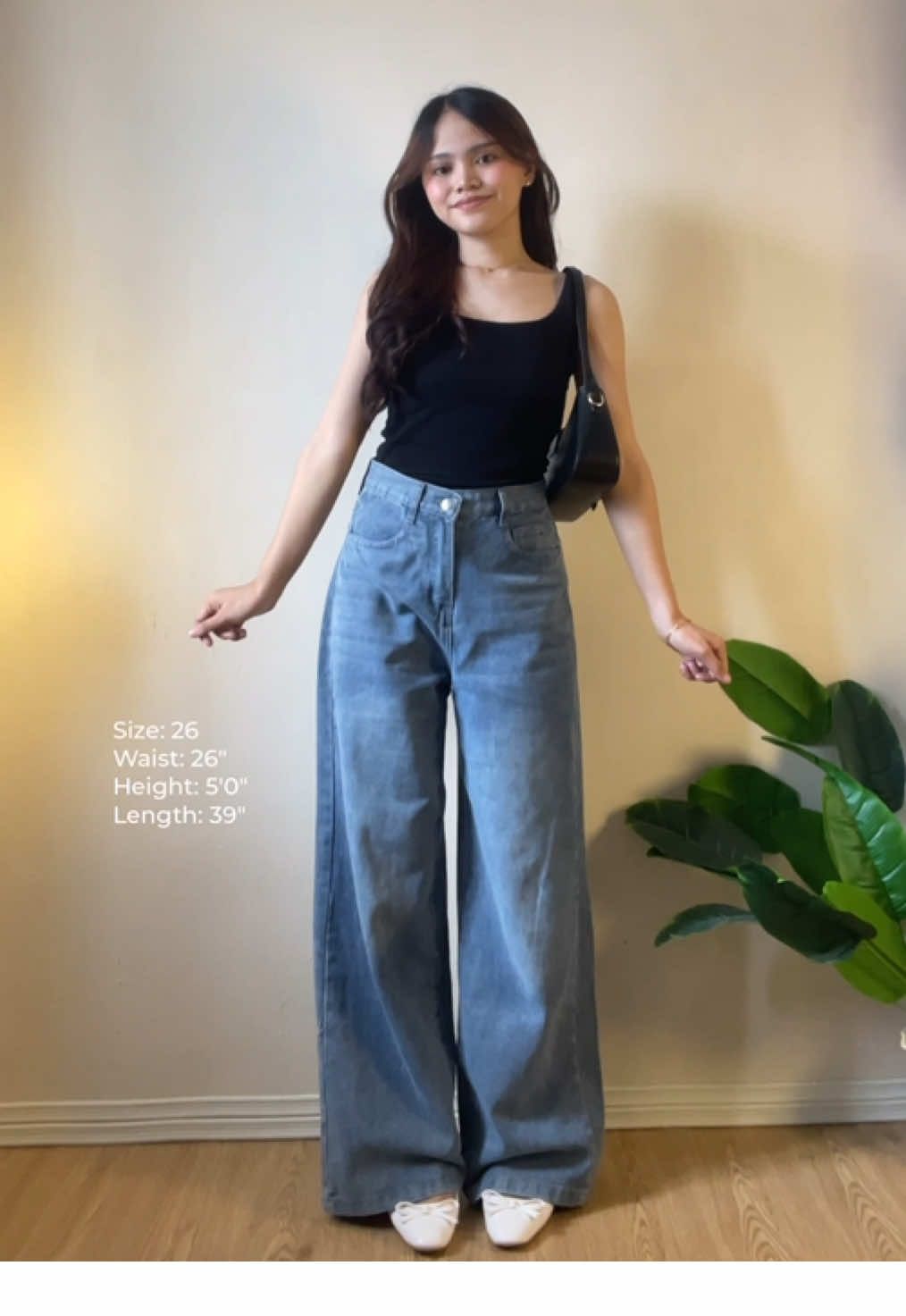 baggy jeans? 👀 here ➡️  @_zicaecue #baggypants #baggyjeans #widelegpants #pantsrecommendation #TikTokFashion 