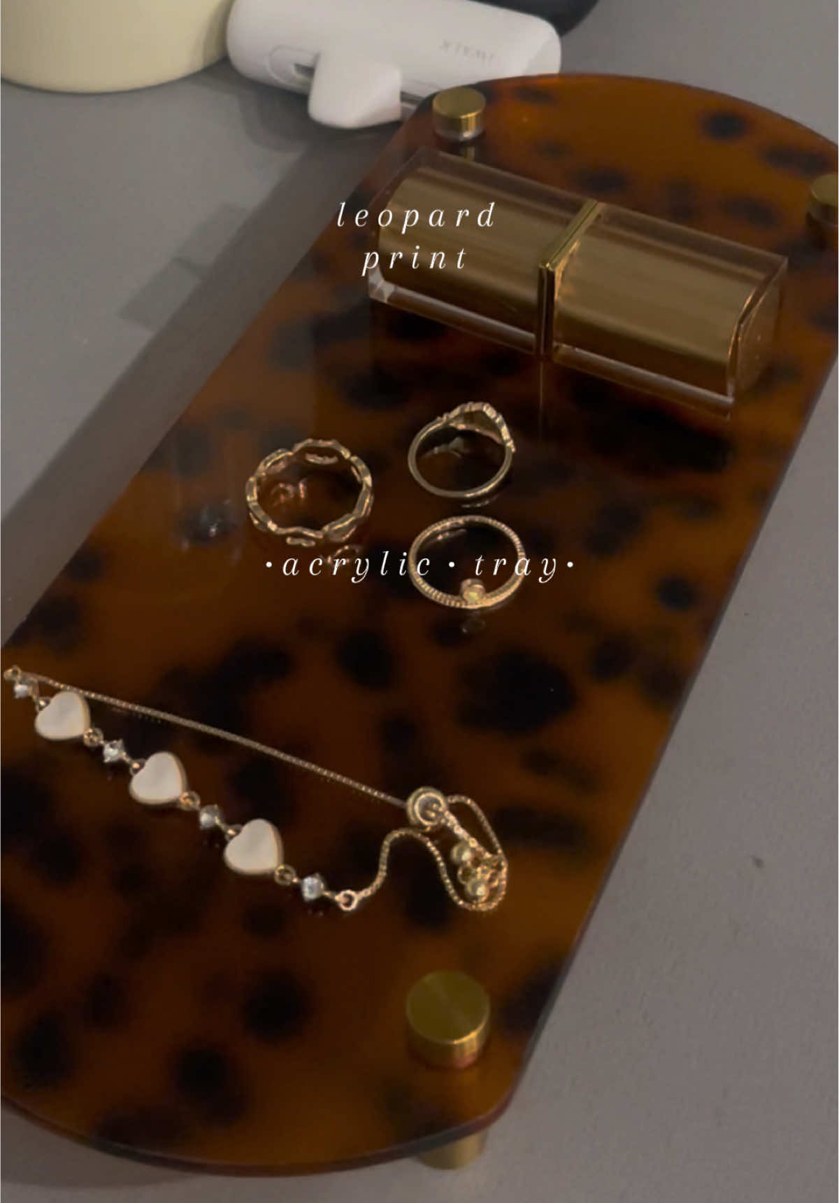 🤎 #jewelrystand #perfumestand #acrylictray #leopardprint #homefinds 