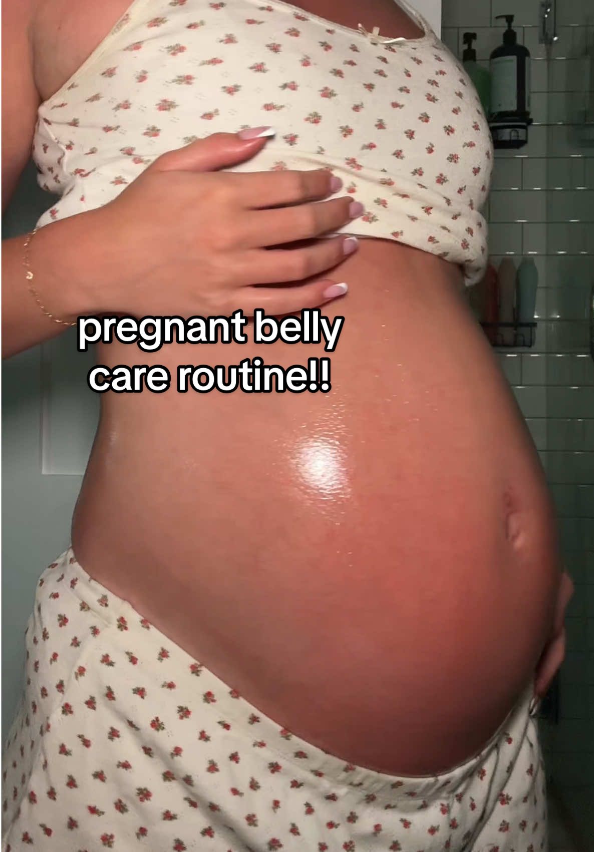 been asked so much for a belly care routine! keep in mind i’m almost 28 weeks and this is what has been working for my belly and skin! i am a huge advocate for using products that i KNOW what the ingredients are. just super natural alternatives!! 🧸🩵🩵  #27weekspregnant #MomsofTikTok #youngpregnancy #youngmom #bellycare  