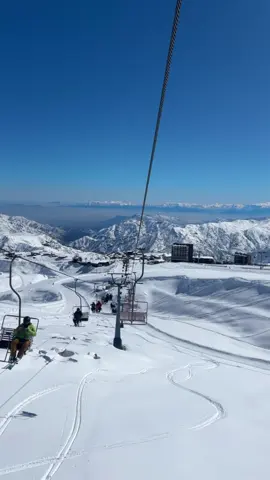 Meta de 2025 concluída com sucesso, foi mágico ❄️🌨️🏔️ #trip #elcolorado #farellones #chile #foryoupage 