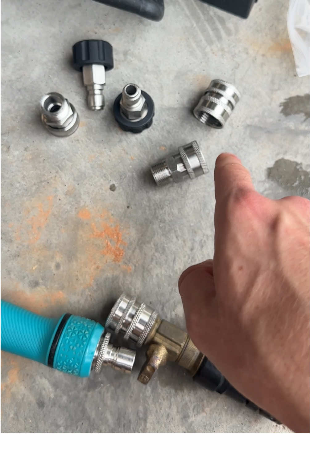 These quick connects make connecting and disconnecting my hose way faster! I’ve been impressed with the quality of these hose quick connects. 