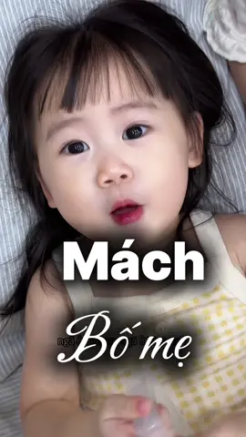 Bà Miu: bận khoe môi đau Bà Ủn: 
