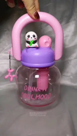 Lakas maka Aesthetic panda big belly cup with straw tea water separation cup!!! #waterbottle #largecapacity #pandabigbellycup #portablebottlesilicone #drinkwaterbottlewidstraw 