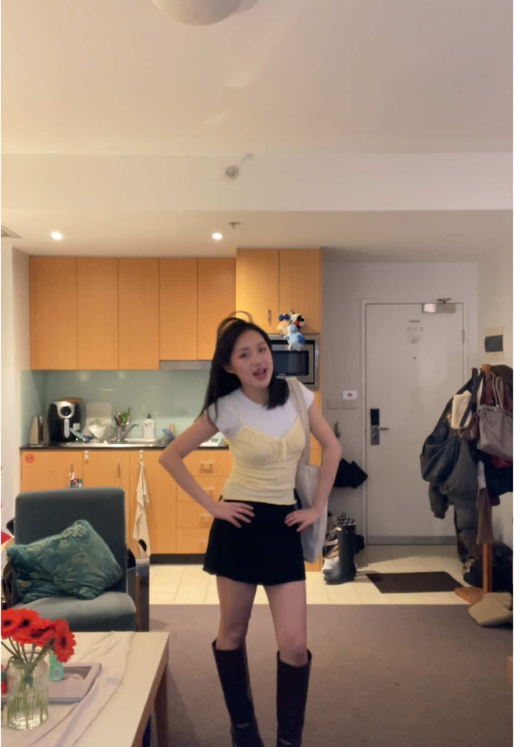 🤍 #melbournefashion #OOTD #fitcheck 