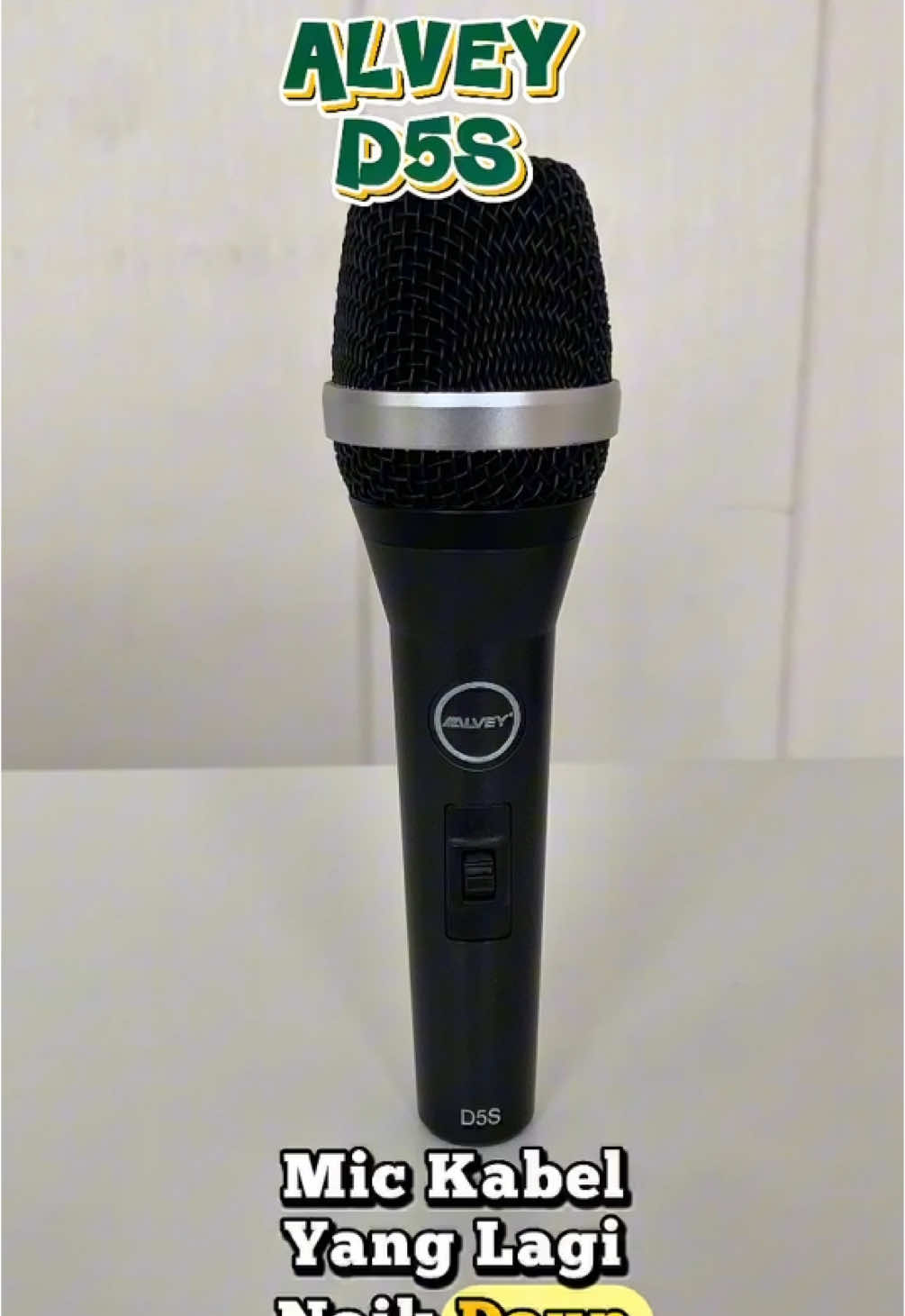 Mic kabel yang lagi diincar-incar semua orang nih😱🤩🥳 STOCK REBUTAANNNN‼️ Mic Alvey D5S ini mic yang lagi naik daun, karna mic sebagus dan sepremium ini harganya super ramah dikantong!😍 Beda dari mic lainnya, mic ini kualitas suaranya dijamin super cakep dan super jernih karna menggunakan spull mic premium🤩🥳 Stocknya sekarang super menipis, kalian langsung cek keranjang diatas kalau masih ada stocknya mending kalian langsung buruan order deh sebelum kehabisan🔥 #hfelectronic #mickaraoke #racuntiktok #AlveyD5S #micmurah #karaoketime 