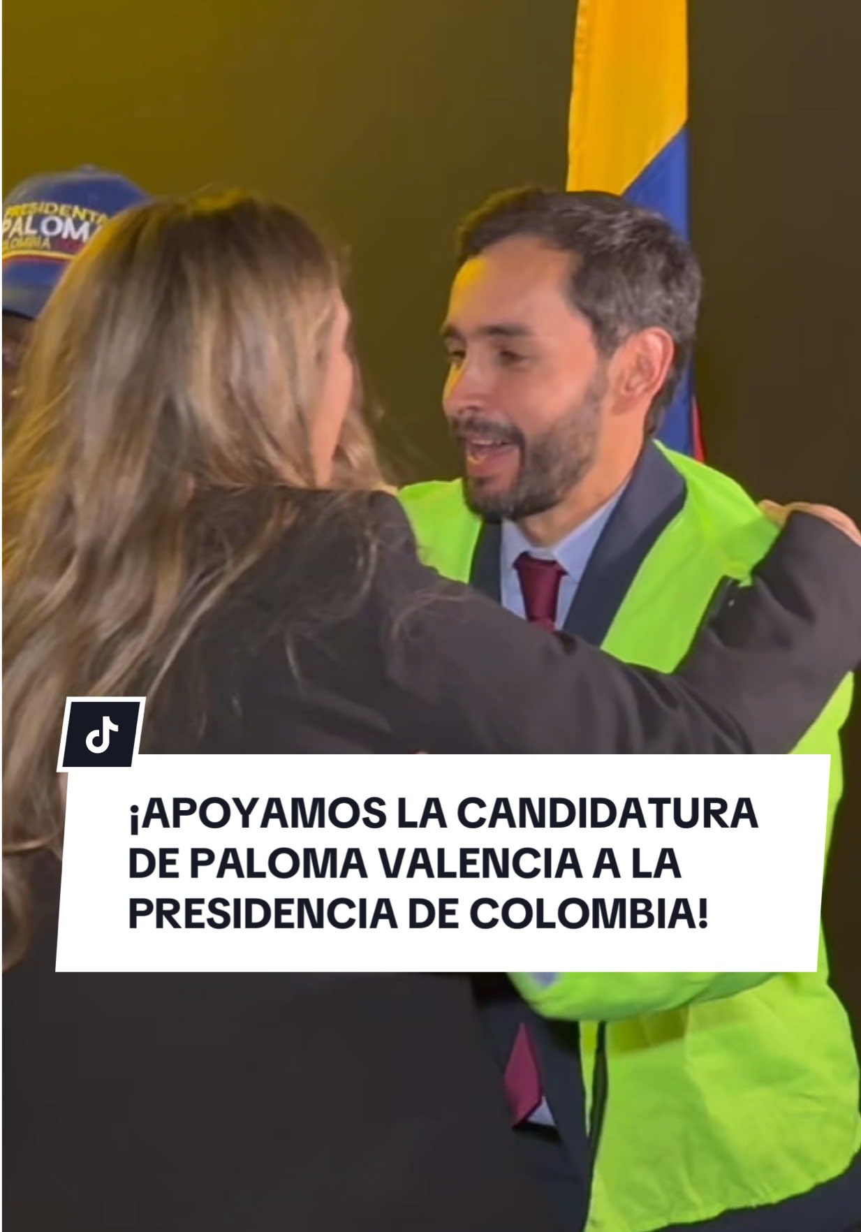 Hoy acompañamos con orgullo el lanzamiento de la campaña presidencial de Paloma Valencia. Creo en Paloma porque ha sido la mejor senadora de Colombia: firme frente a la injusticia, con carácter para defender nuestras instituciones y con la valentía de hablar cuando otros callan. Su liderazgo, su decencia y su energía nos devuelven la confianza en que es posible un país distinto. Estoy convencido de que será la primera mujer presidente, la que una a Colombia y la que con decisión y coraje nos conduzca hacia un futuro fuerte y digno.