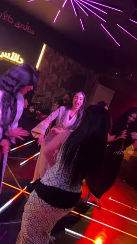 #حجز07833785583🥇على قاعة دالاس الملكية 🌟🌟 ⌚ يومياً  مع أقوى البرامج الفنية وألمع النجوم ...⛲العنوان :اربيل شارع 100الحجز عبر الهاتف..📱للحجز والاستفسار : ( 07833785583 )#قاعات #حفلات #سهرات#اربيل