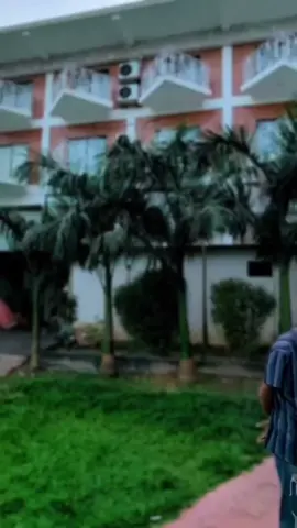 😊😊কতদিন হয়ে গেল দেখি না তার ছায়া এমনও তার পাতাল ঢেউ ছাড়তে পারিনা তার মায়া 😊😊😊