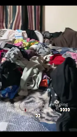 This woman does nothing but stay home. There's no reason for this place to be this dirty every day. And she's always got a funky little attitude after her engagement. Farming doesn't get her where she wants to be. 🤣🤣🤣 #resilientjenkins 