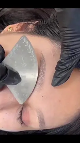 Bronsunusa.com Achieve perfectly balanced brows every time with our Brow Measuring & Mapping Tool. Designed for professionals who demand accuracy, this tool makes symmetrical brow shaping effortless. Its lightweight, durable design allows you to measure, mark, and map brows with precision, ensuring flawless results for tinting, waxing, microblading, or lamination services. ✨Stainless Steel  ✨Lightweight  ✨Easy to Sanitize ✨Double sided 