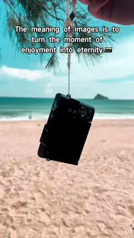 Time is fleeting,but images make this moment eternal.This is the significance of image recording.Digital Camera #digitalcamera #gooutside #coupletok #fyp #seaside #Vlog #ldr #record 