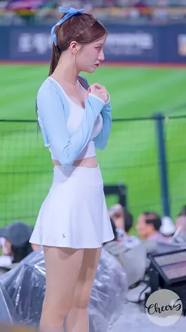 Hold UP! 뚜뚜뚜 Please give  ❤️ ❤️❤️  a sweet like or love and share ! ❤️ ❤️❤️ #HoldUP #뚜뚜뚜 #KTWIZ #KTWIZCheerleader  #ShinSeHee #신세희  #LeeGeumJoo #이금주 #LeeKyungMin #이경민 #LeeYeBin #이예빈 #KimJinAh #김진아  #KimJungWon #김정원 #KimHaeRi #김해리 #KimHanSol  #김한슬 #CheerUpKTWIZ #KTWIZ파이팅 #KTWIZ응원단 #KTWIZ  #kt위즈  #KTWIZCheerleader  #kt위즈치어리더 #레이디위즈  #아웃송  #CheerCrush #kpop  #cheerleader