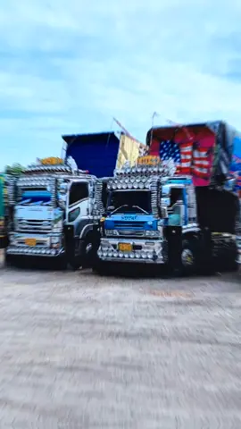 ขอนุญาติยึดพื้นที่ครับ 😅😅😅 #ซุ้มกะลาปาล์ม #lmtรถบรรทุกสวย🤔🚛🔰 #เลี่ยมมาตร์ทรานสปอร์ต59🚚 #รู้จักแล้วจะรักเอง #CapCut 
