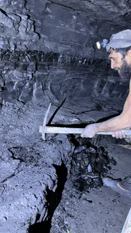 Black diamond mining⛏️ #coalminer #blackdiamond #gold #minerals #support #plzdontunderviewsmyvedios #coalmine #blackdiamond #gold 