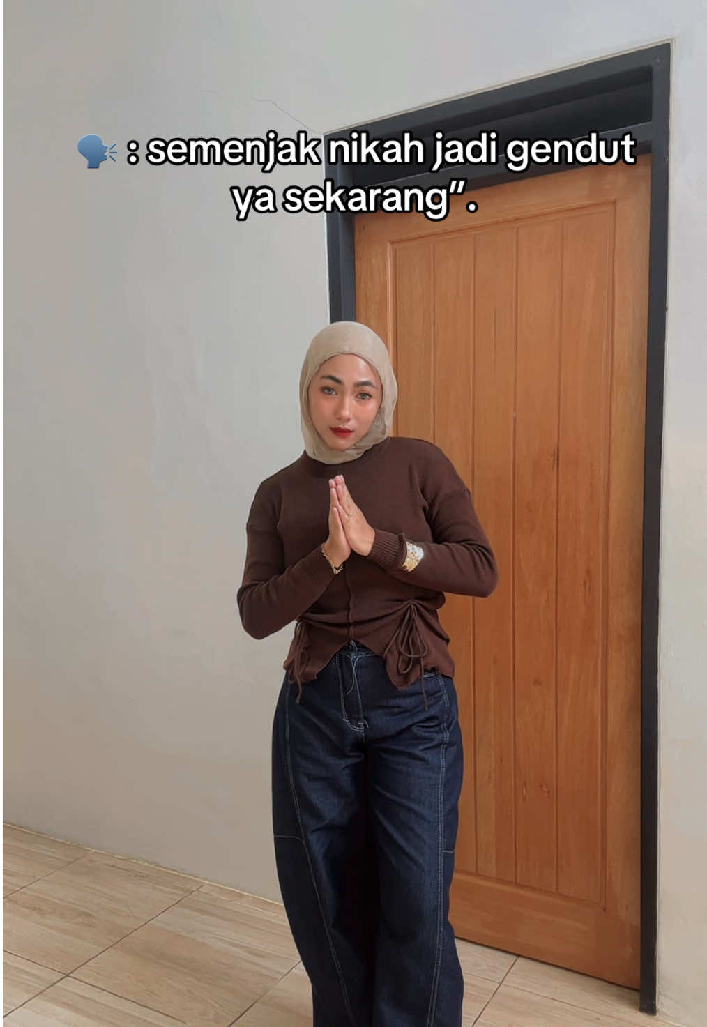Makan 2x jajannya 7x sehari 🙏🏻 link baju 👉🏻  @luluilmaniah 