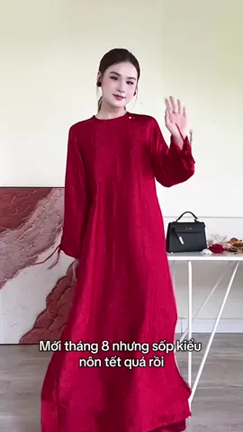 Mấy bà có nôn ko chớ shop tui đang rộn ràng lắm nee 😍 #fyp #xuhuong #aodaiGiGi #aodaivietnam🇻🇳 #aodaivietnam #aodaitet 