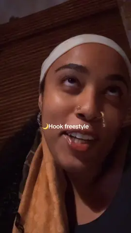 Aye lowkey doing freestyles after work is making me feel really good right now. Slowly creeping out of my writers block phase 🧘🏽‍♀️ #songwriter #freestyle #music 