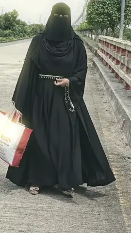 সুন্দর আছি 