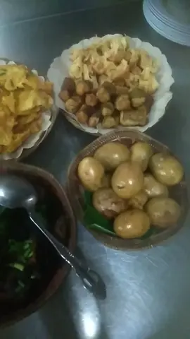 #CapCut #gudegjogja #gudeg #makansiang #mangan 