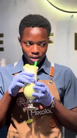 Let’s learn how make an avocado Smoothie🥑 ingredients: >Avocado 🥑(half of avocado) >PlainYogurt(2tablespoons) >Milk(30mls) >Honey or sugar(2tablespoons) Then blend it until smooth 😋 #smoothies #barista #skills #foryou #viral 