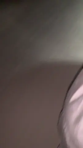 tôi đưa bạn đi mua gang tay nhé...!