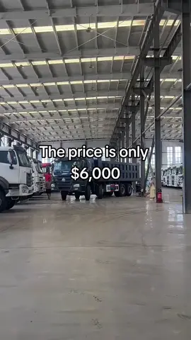 Haowo 8x4 dump truck, contact me if you need it.