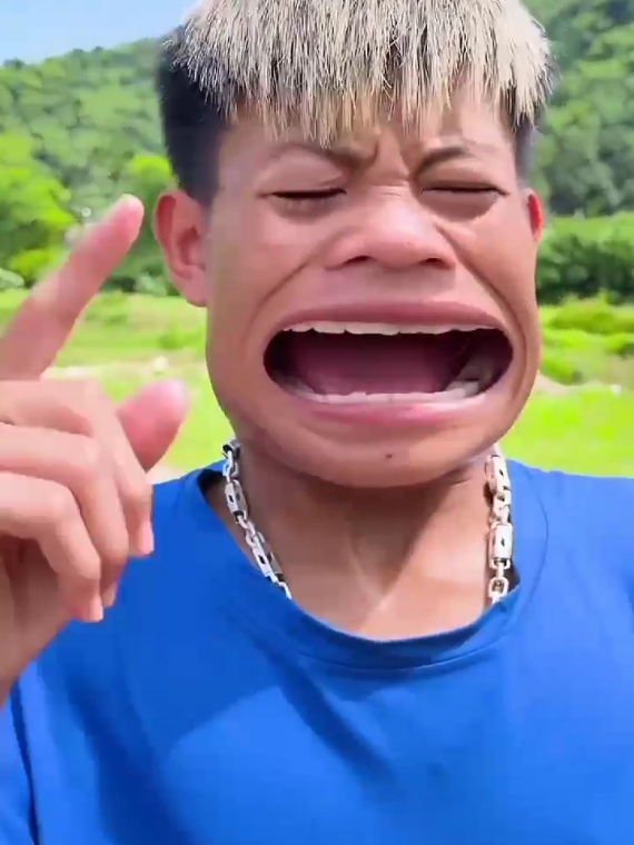 #funnyvideos #familymoments #FunnyChallenge #ComedyShorts #fypシ 
