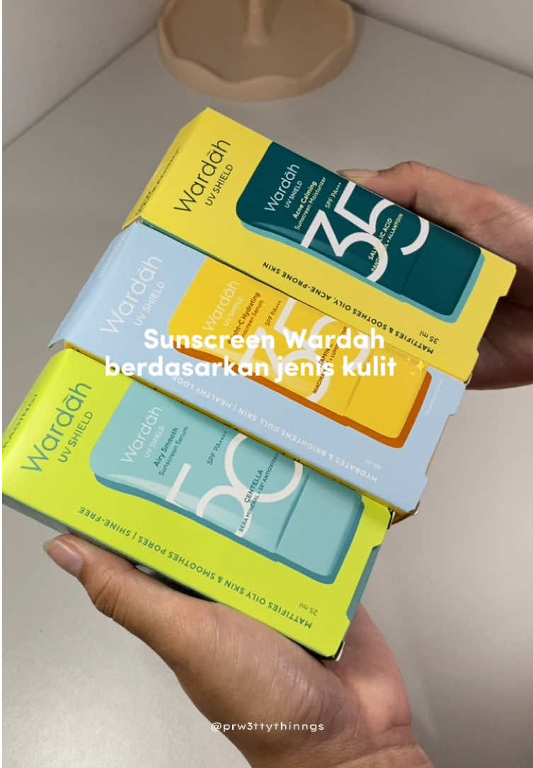 salah satu sunscreen yang super ringan buat dipake sehari hari 🌞👀 dan pasti harganya terjangkau mulai dari 30 ribuan 💰🤍! #sunscreen #reviewsunscreen #sunscreenviral #sunscreenreview #sunscreenwardah #paragoncorp #rekomendasi #sunscreenlokal #skincare #acneproneskin #sunscreenrecommendation 